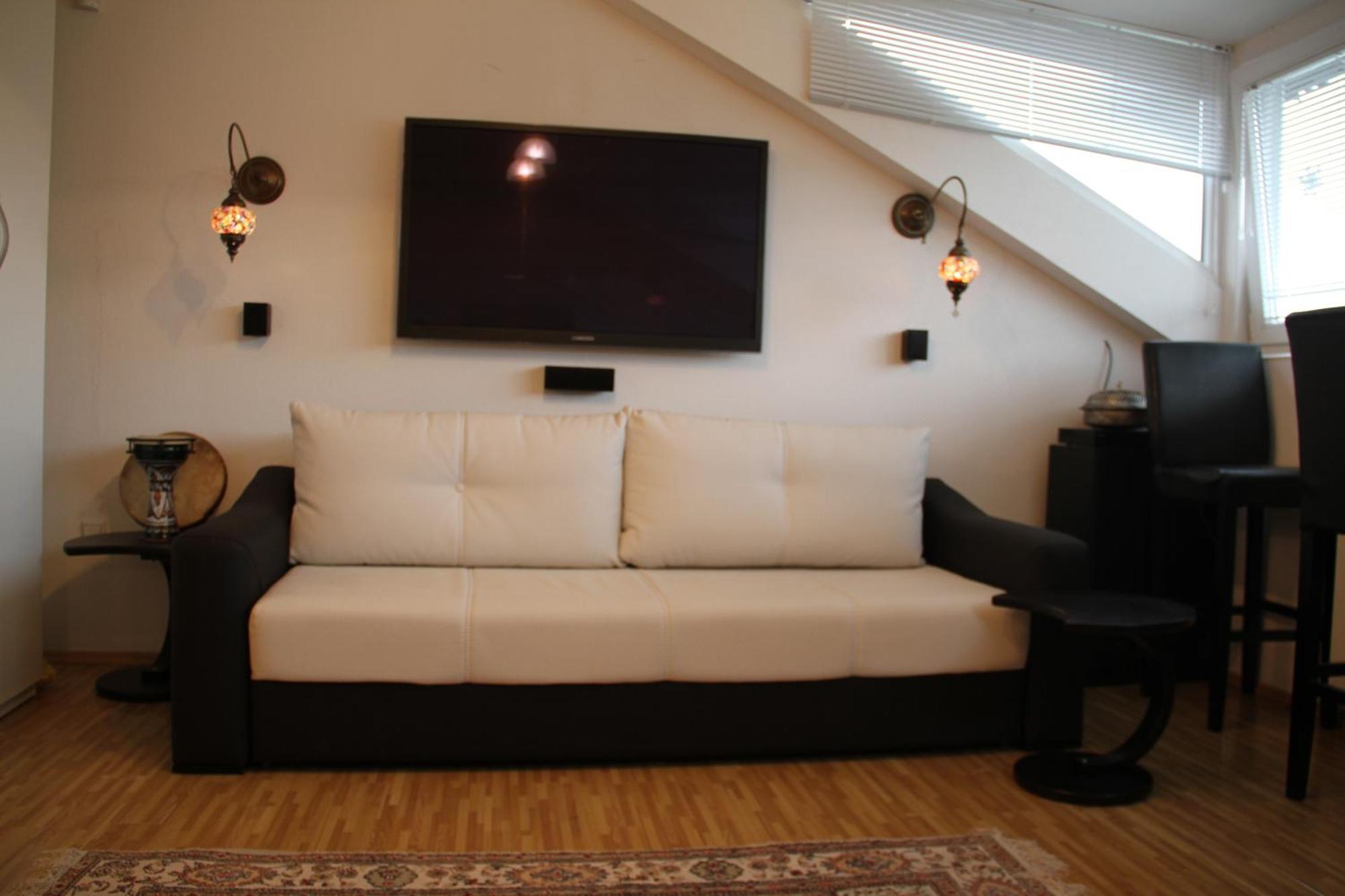 Apartments Town Center SJJ Room photo